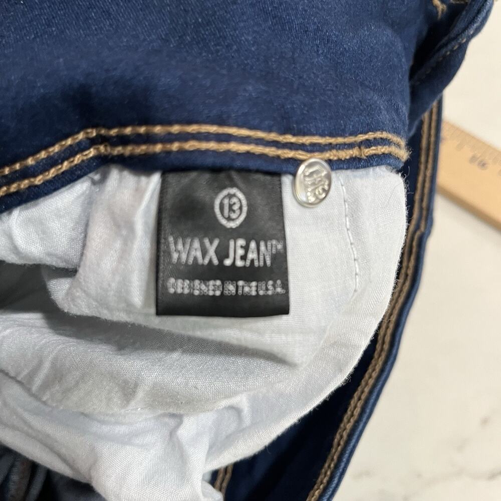 Women's Straight Leg Jeans - Blue - Picture 4 of 8